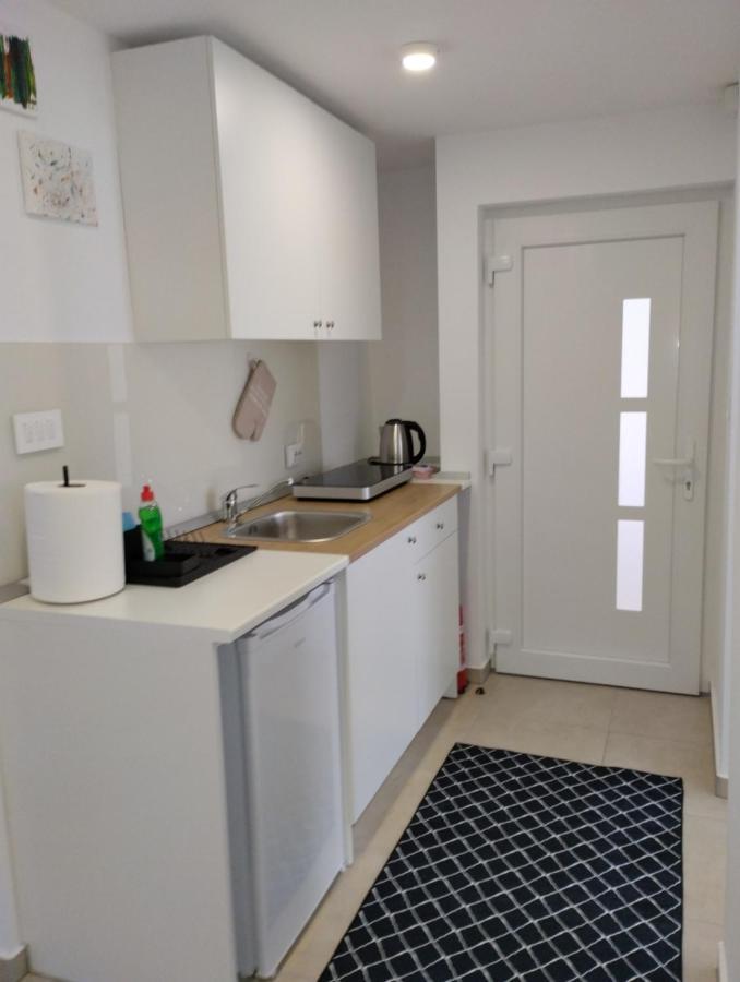 Marija Apartman Осиек Экстерьер фото
