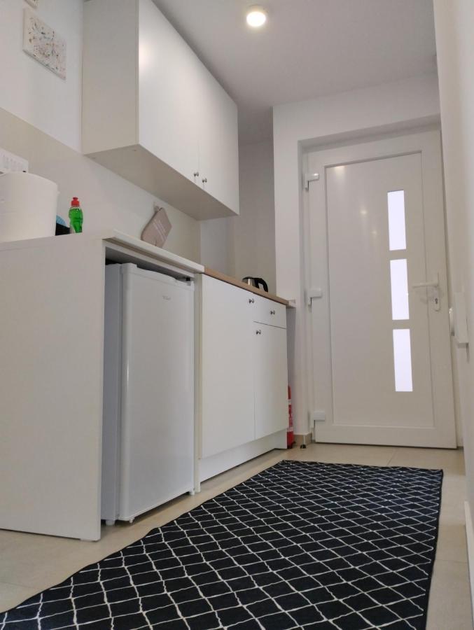 Marija Apartman Осиек Экстерьер фото